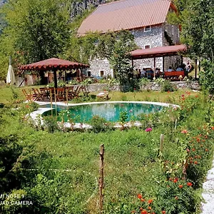 https://bjeshkeza-bujtina.albaniahotels.org